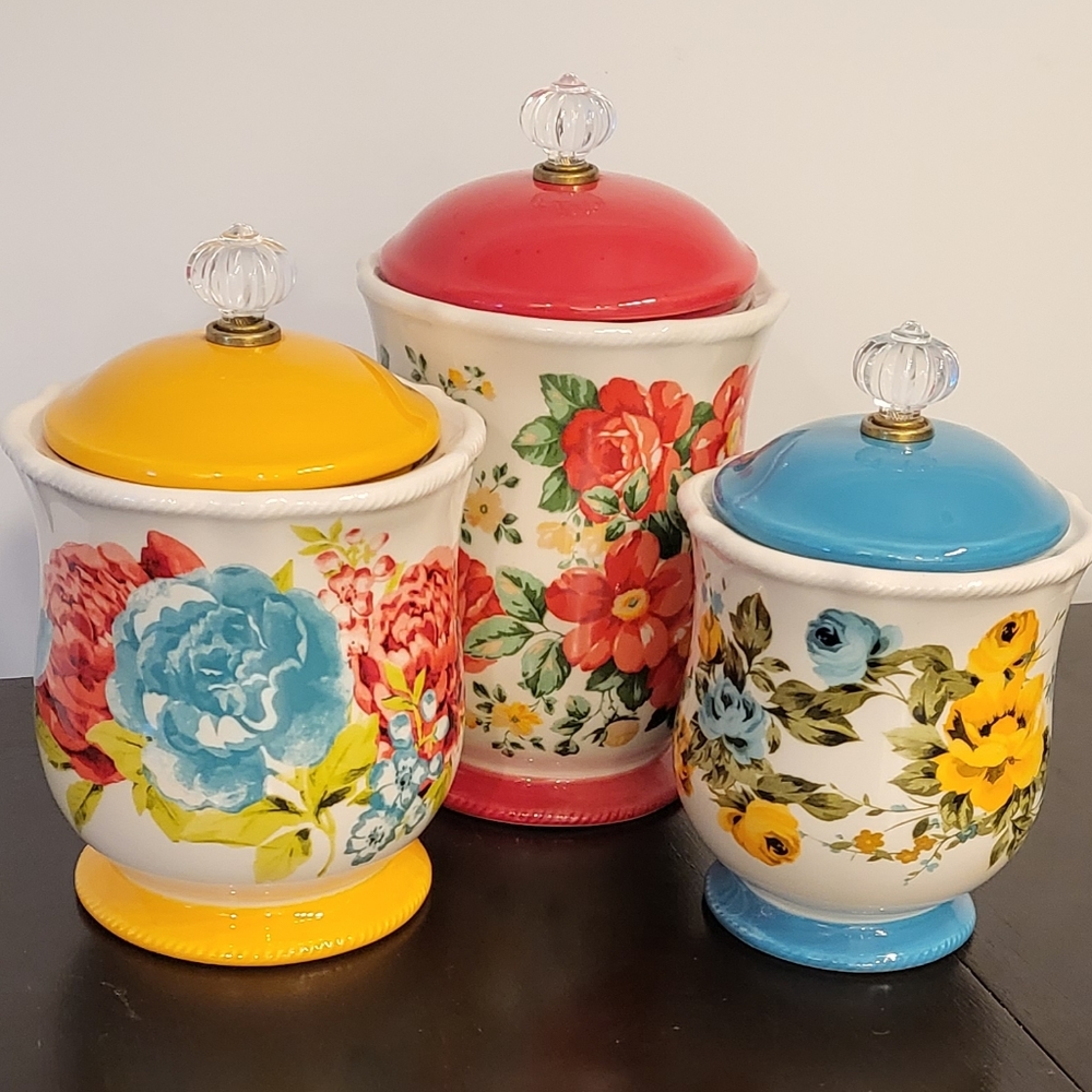 SOLD- Pioneer Woman Canister Set